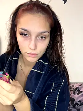 EllaBlowy online show from October 3, 2025, 9:39 am