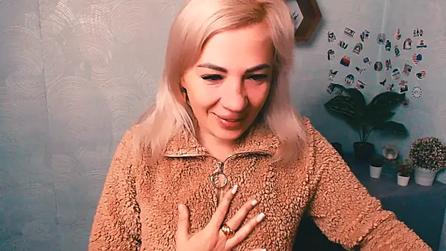 EmmaCat  online show from September 27, 2025, 4:28 am