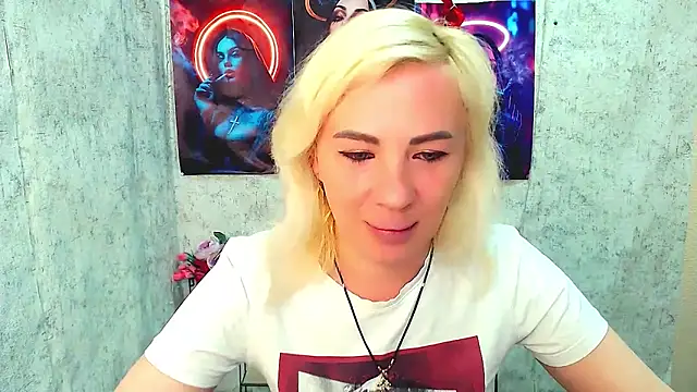 EmmaCat  online show from March 24, 2026, 5:23 am