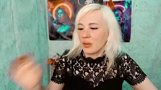 EmmaCat  online show from March 27, 2026, 6:18 pm