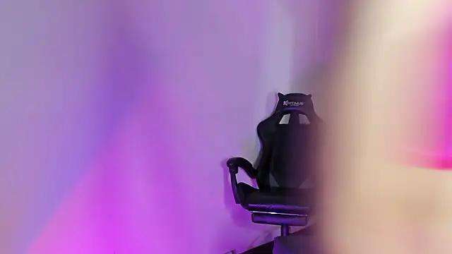 chiky williams online show from September 20, 2025, 12:39 pm