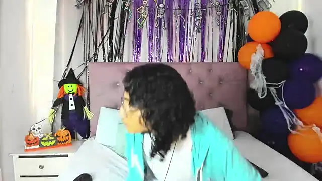 EthanBlackwoodd online show from October 29, 2025, 8:54 pm