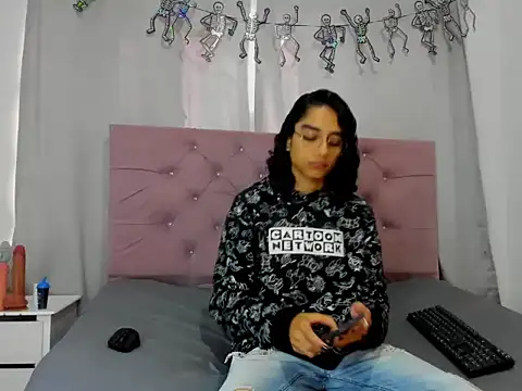 EthanBlackwoodd online show from November 13, 2025, 7:24 pm