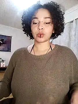 Snapshot of Julie_wallace chatting on October 2, 2025, 7:43 pm Julie wallace online show from October 2, 2025, 7:43 pm