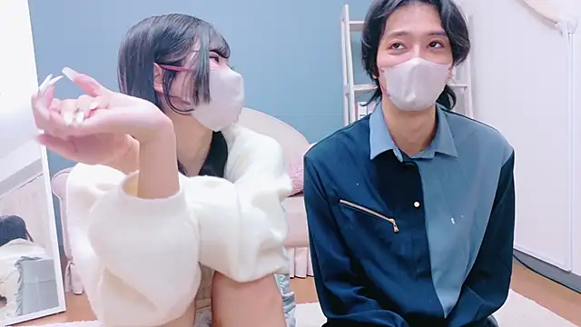 Snapshot of Ruru-shuv chatting on November 22, 2025, 8:24 am Ruru-shuv online show from November 22, 2025, 8:24 am