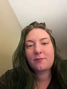 lizbabyy27 online show from January 15, 2026, 10:09 am