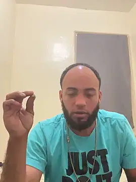 LeoPR00 online show from September 21, 2025, 10:39 am