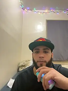 LeoPR00 online show from January 11, 2026, 10:48 pm