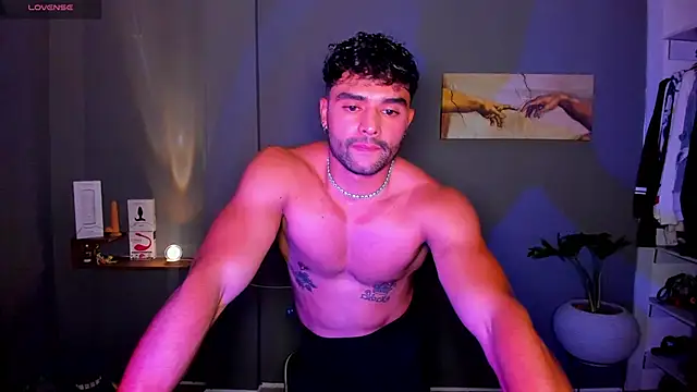 JordanRossie online show from April 14, 2026, 12:49 am