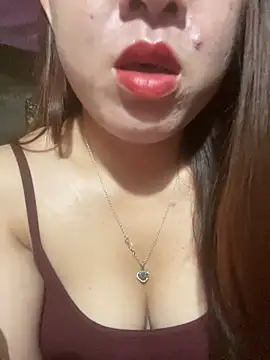 Snapshot of Luna-ass chatting on April 15, 2026, 11:27 pm Luna-ass online show from April 15, 2026, 11:27 pm