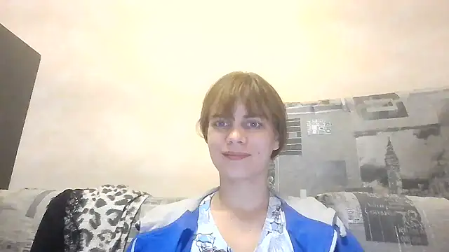 Snapshot of Loriven chatting on September 29, 2025, 8:02 pm Loriven online show from September 29, 2025, 8:02 pm