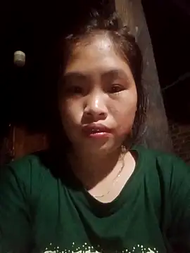 Luyen004 online show from September 24, 2025, 11:08 pm