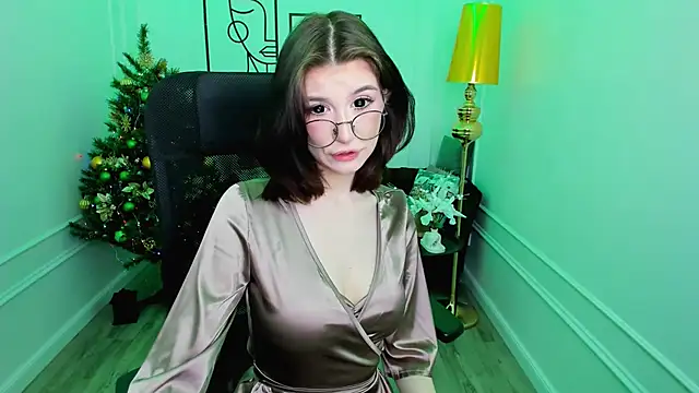 MeLLSawertyq online show from January 11, 2026, 7:30 pm