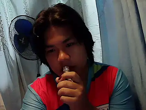 Huntrix2025 online show from November 16, 2025, 7:19 pm