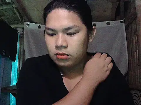 Huntrix2025 online show from April 7, 2026, 2:50 pm