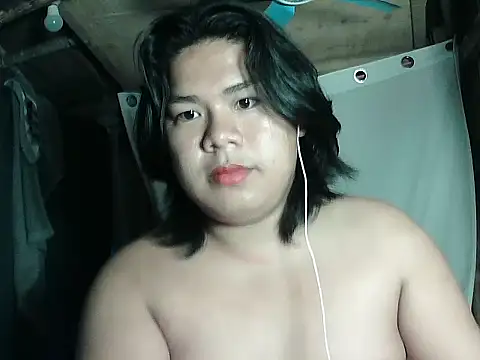 Huntrix2025 online show from April 14, 2026, 8:59 pm