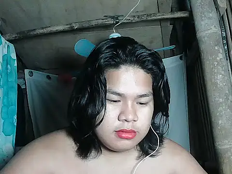 Huntrix2025 online show from April 21, 2026, 9:50 pm