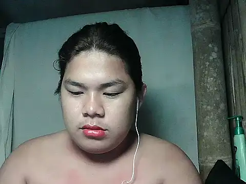 Huntrix2025 online show from May 11, 2026, 8:39 pm