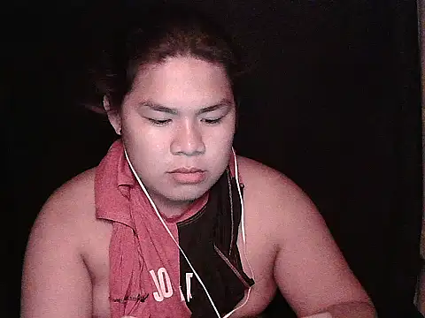 Huntrix2025 online show from May 19, 2026, 3:07 pm