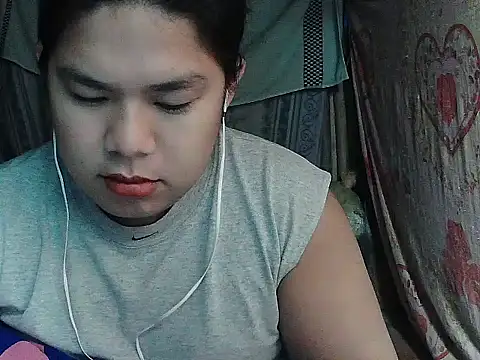 Huntrix2025 online show from May 28, 2026, 9:12 pm