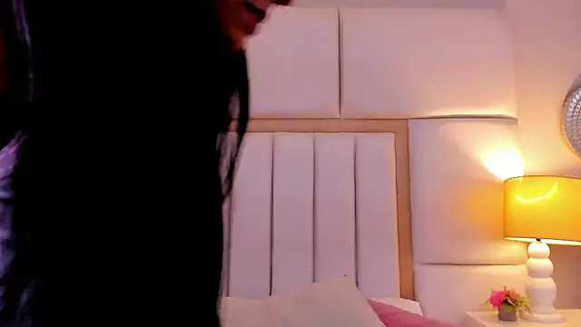 LaylaaDoll online show from March 24, 2026, 6:57 pm