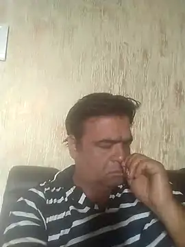 Naughty gaurav online show from October 4, 2025, 1:47 am