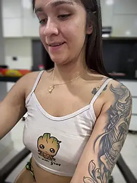 Isabella-Teen online show from November 27, 2025, 2:13 am