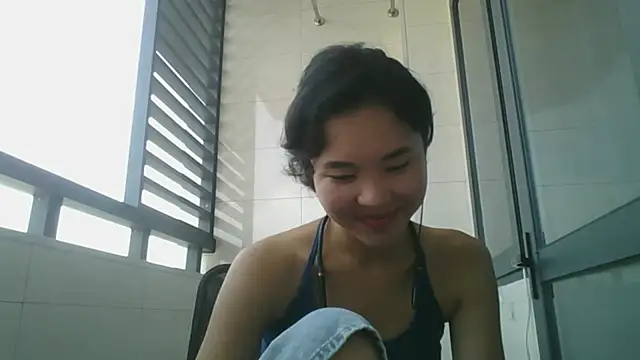 JennyCarpenter online show from October 5, 2025, 3:38 am