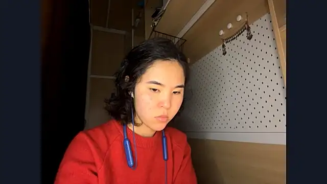 JennyCarpenter online show from April 23, 2026, 5:19 am