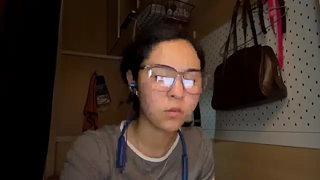 JennyCarpenter online show from May 12, 2026, 9:39 am