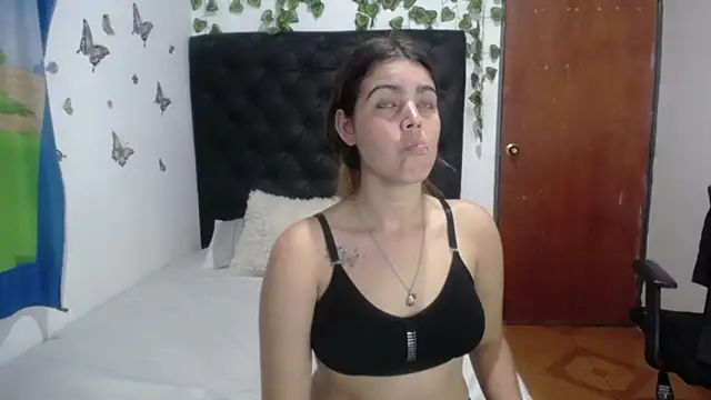 isabel 09 online show from February 11, 2026, 3:00 am