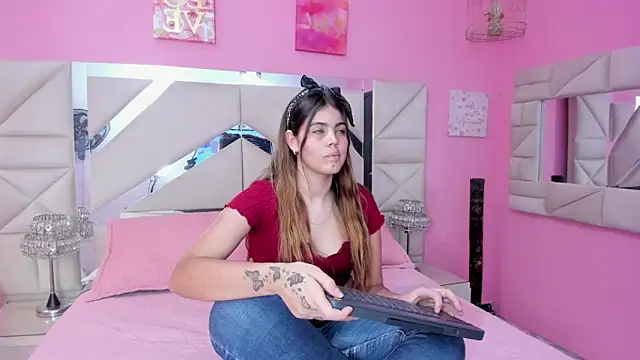 Snapshot of isabel_09 chatting on March 4, 2026, 4:29 am isabel 09 online show from March 4, 2026, 4:29 am