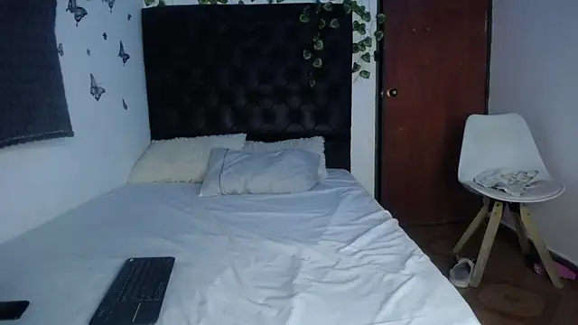 Snapshot of isabel_09 chatting on March 7, 2026, 3:47 am isabel 09 online show from March 7, 2026, 3:47 am