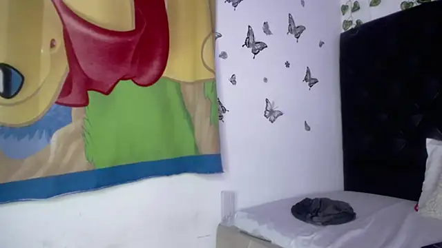 Snapshot of isabel_09 chatting on April 5, 2026, 12:19 am isabel 09 online show from April 5, 2026, 12:19 am