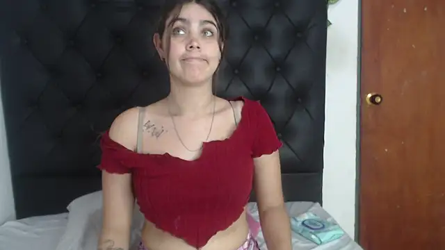 Snapshot of isabel_09 chatting on April 27, 2026, 7:12 pm isabel 09 online show from April 27, 2026, 7:12 pm