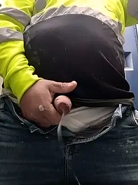 matatan0323 online show from April 8, 2026, 6:19 pm