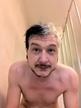 cruiserpup online show from November 22, 2025, 8:57 am