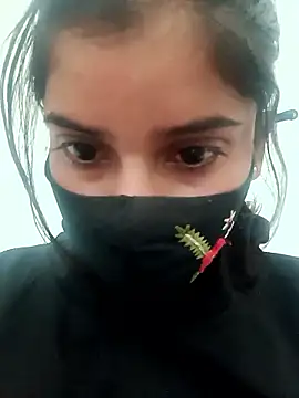 Aaisha-16 online show from November 12, 2025, 1:50 am