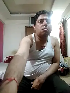 Snapshot of Love40777 chatting on September 27, 2025, 4:56 pm Love40777 online show from September 27, 2025, 4:56 pm