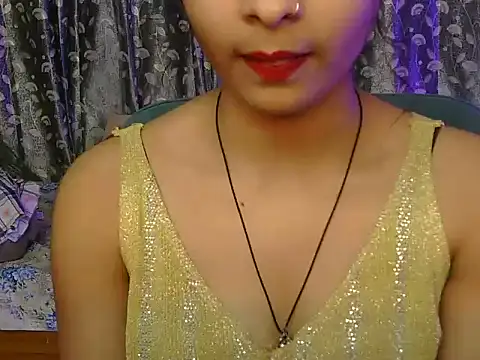 Snapshot of alaviya-19 chatting on January 13, 2026, 5:35 am alaviya-19 online show from January 13, 2026, 5:35 am