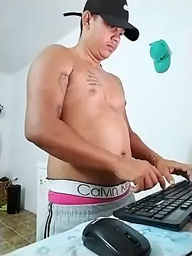 Alex man23 online show from April 21, 2026, 11:29 pm