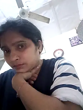 aliya-jaan71 online show from November 14, 2025, 6:39 pm