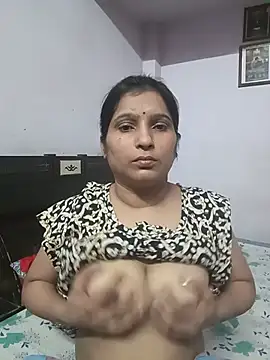 aliya-jaan71 online show from July 30, 2026, 1:43 pm