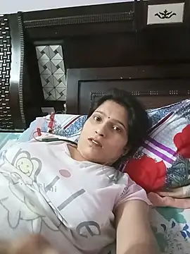 aliya-jaan71 online show from August 1, 2026, 9:25 pm