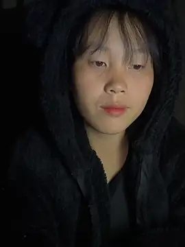 huong-18 online show from November 15, 2025, 12:34 pm