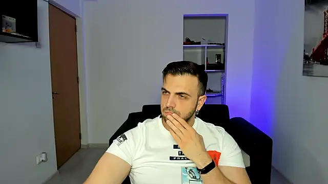 Jace Thorne online show from October 22, 2025, 3:34 pm