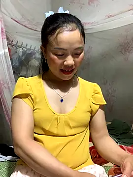 Snapshot of _losrt_cherry_ chatting on October 3, 2025, 1:08 pm losrt cherry online show from October 3, 2025, 1:08 pm