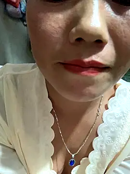 Snapshot of _losrt_cherry_ chatting on October 21, 2025, 3:24 pm losrt cherry online show from October 21, 2025, 3:24 pm
