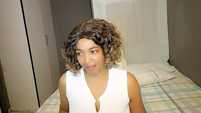 Lillyan N online show from February 25, 2026, 6:50 pm