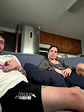 Snapshot of MrEros1108 chatting on October 19, 2025, 3:01 pm MrEros1108 online show from October 19, 2025, 3:01 pm